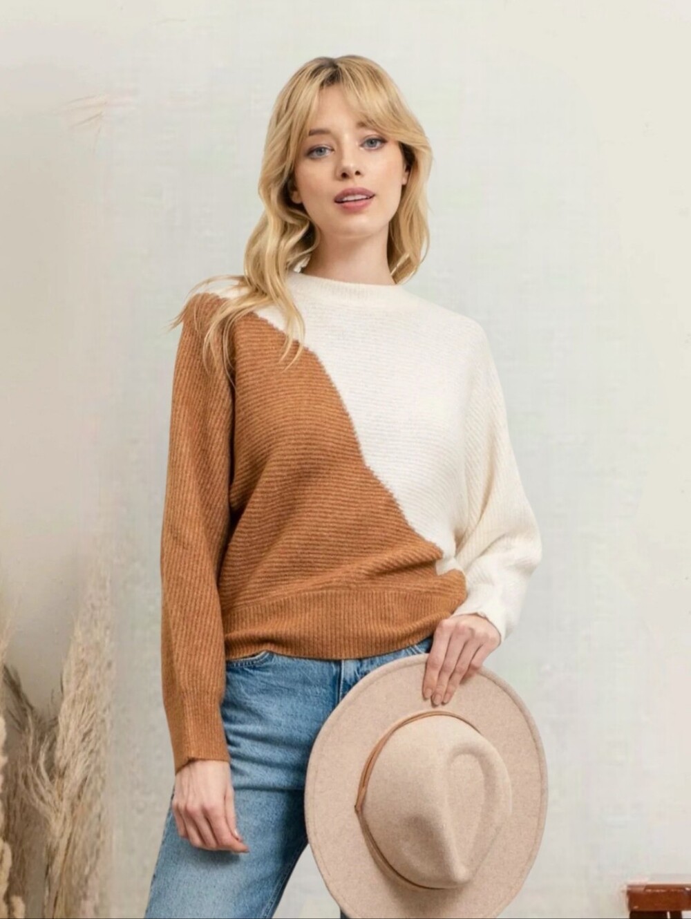 SHEIN Women's Two-Tone Camel/Ivory Ribbed Oversized Knit Sweater